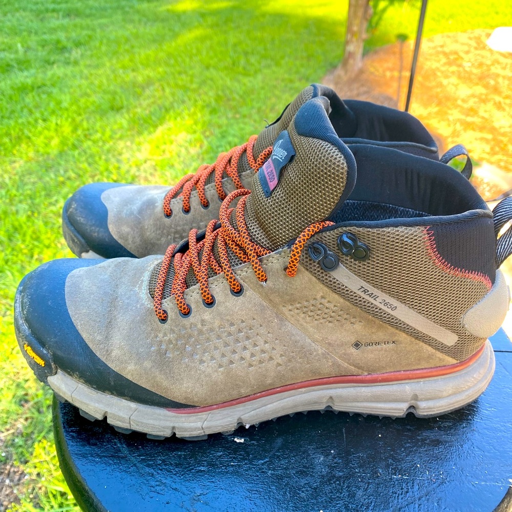 Dinner Trail 2650 size 11